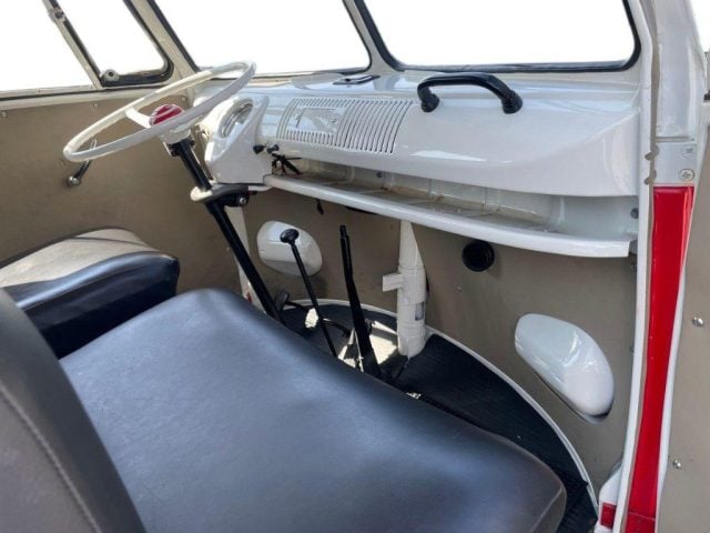 Volkswagen T2 9 POSTI, del 1972, 71.050 km, in vendita a Filago (BG)