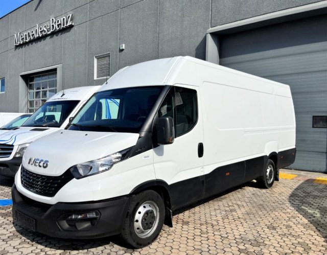Iveco Daily 35S16 passo lungo usato a FILAGO