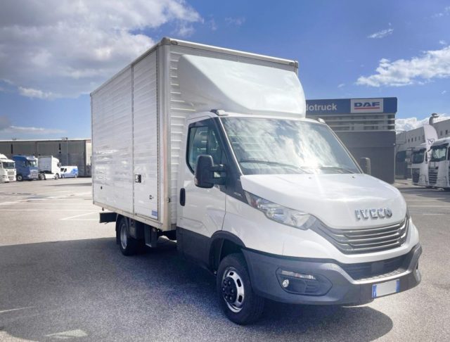 Iveco Daily 35C14 furgonato - foto 2 di 4