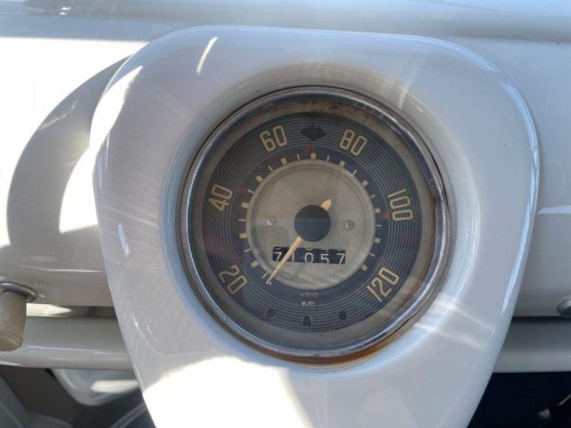 Volkswagen T2 9 POSTI, del 1972, 71.050 km, in vendita a Filago (BG)