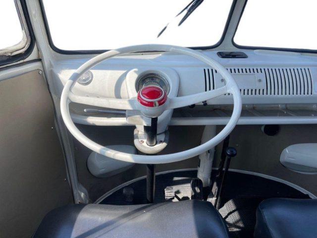 Volkswagen T2 9 POSTI, del 1972, 71.050 km, in vendita a Filago (BG)