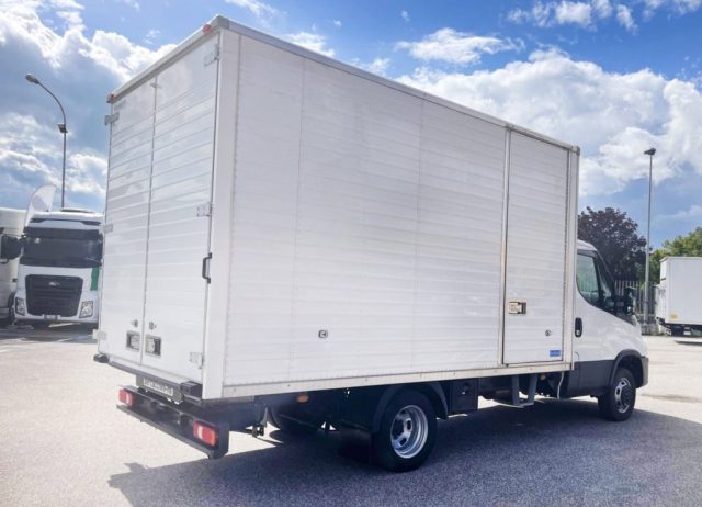 Iveco Daily 35C14 furgonato - foto 3 di 4