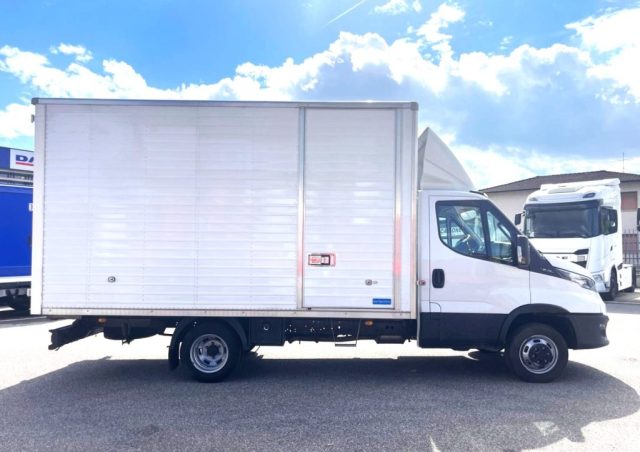 Iveco Daily 35C14 furgonato - foto 4 di 4