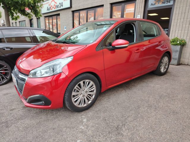 Peugeot 208 1° serie 82 Stop&Start 5 porte Allure FINANZIABILE usato a BAREGGIO