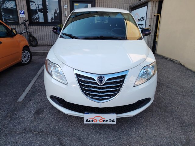 Lancia Ypsilon 1.2 69 CV 5 porte Elefantino Rosa 60000KM-NEOPAT. - foto 2 di 4