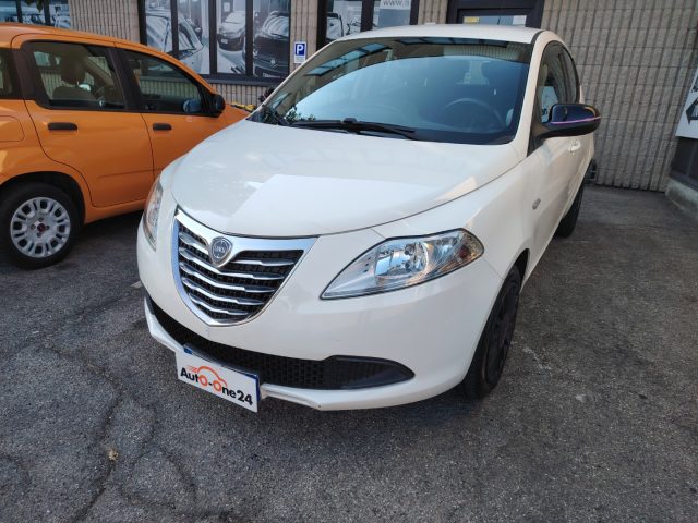 Lancia Ypsilon 1.2 69 CV 5 porte Elefantino Rosa 60000KM-NEOPAT. - foto 3 di 4