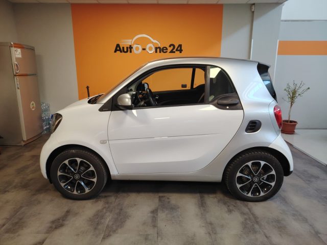 smart forTwo 70 1.0 twinamic Passion NEOPATENTATI-PREZZO REALE - foto 2 di 4