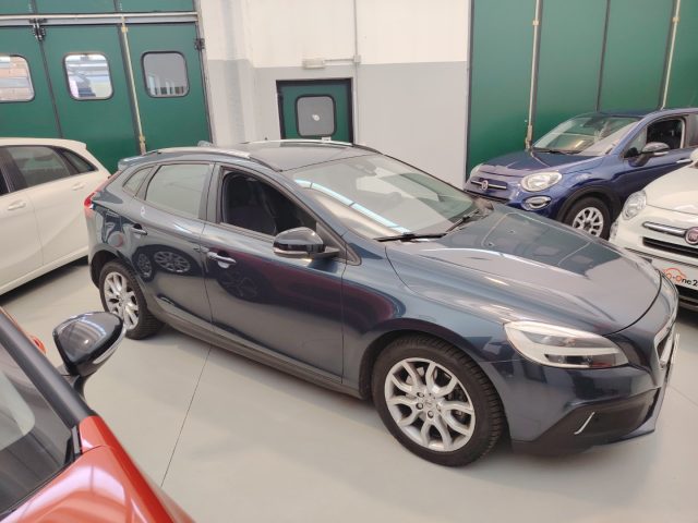 Volvo V40 Cross Country T3 Geartronic Style Plus PREZZO REALE - foto 2 di 4