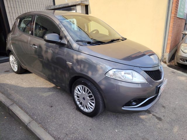 Lancia Ypsilon 1.2 69 CV 5 porte GPL Ecochic FINANZIABILE usato a BAREGGIO
