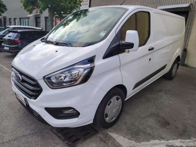 Ford Transit Custom 340 2.0 TDCi 170 PL Furgone Trend IVA INCLUSA usato a BAREGGIO