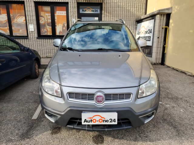 Fiat Sedici 1.6 16V 4x2 Emotion NEOPATENTATI - foto 2 di 13