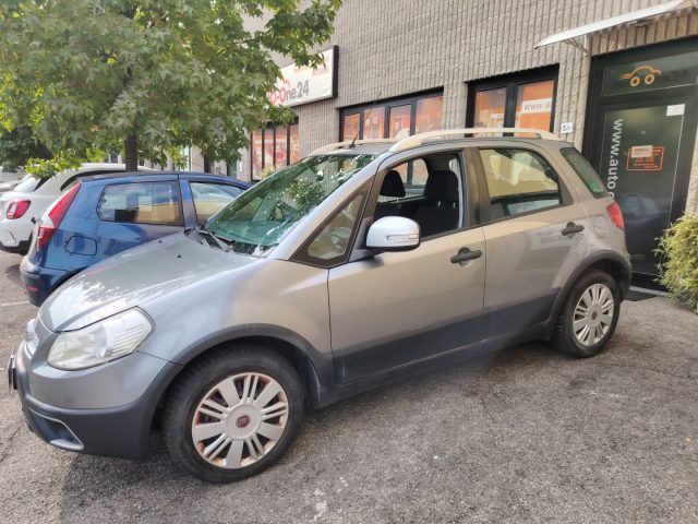 Fiat Sedici 1.6 16V 4x2 Emotion NEOPATENTATI - foto 4 di 13