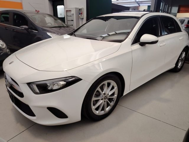 Mercedes-Benz A 160 Premium PREZZO REALE - NEOPATENTATI - foto 4 di 4