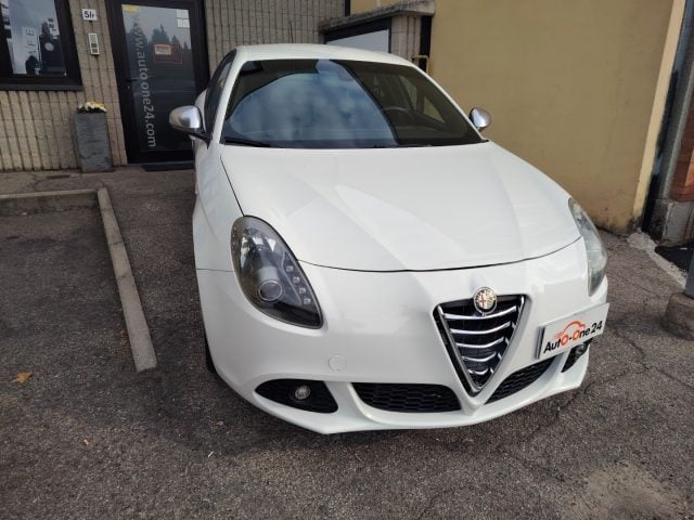 Alfa Romeo Giulietta 2.0 JTDm-2 140 CV Exclusive FINANZIABILE - foto 2 di 4