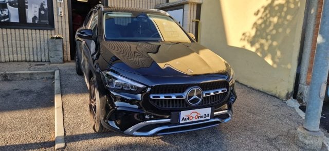 Mercedes-Benz GLA 180 Automatic Executive - foto 3 di 4