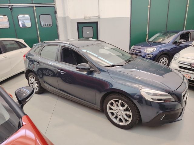 Volvo V40 Cross Country T3 Geartronic Style Plus PREZZO REALE - foto 2 di 4