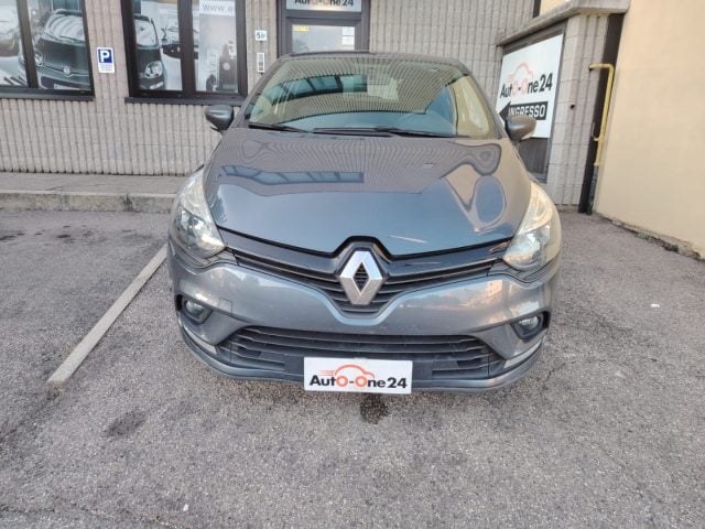Renault Clio dCi 8V 75 CV Start&Stop 5 porte Energy Intens - foto 2 di 4