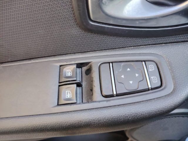 Renault Clio dCi 8V 75 CV Start&Stop 5 porte Energy Intens - foto 4 di 4
