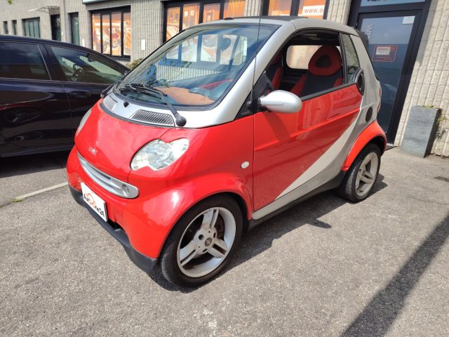 smart forTwo 600 smart cabrio & pure (40 kW) NEOPATENTATI - foto 3 di 4