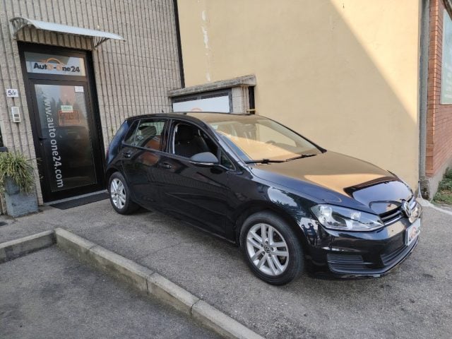 Volkswagen Golf 1.2 TSI 85 CV 5p. Highline BlueMotion Technology, del 2017, 129.000 km, in vendita a Bareggio (MI)