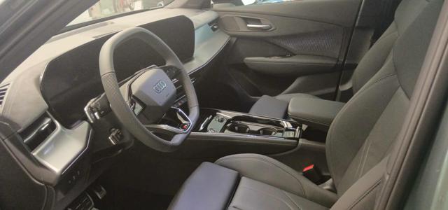 Audi Q3 SPB S Line edition TDI 110 kW S tronic - foto 2 di 4