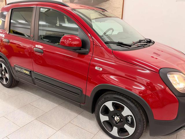 Fiat Panda Cross 1.0 FireFly S&S Hybrid - foto 2 di 4