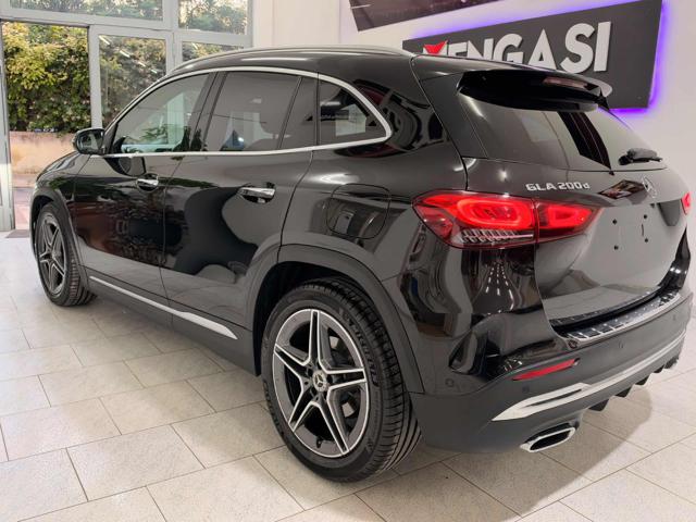 Mercedes-Benz GLA 200 Premium AMG Tetto Apribile Automatic ***FULL*** - foto 4 di 4