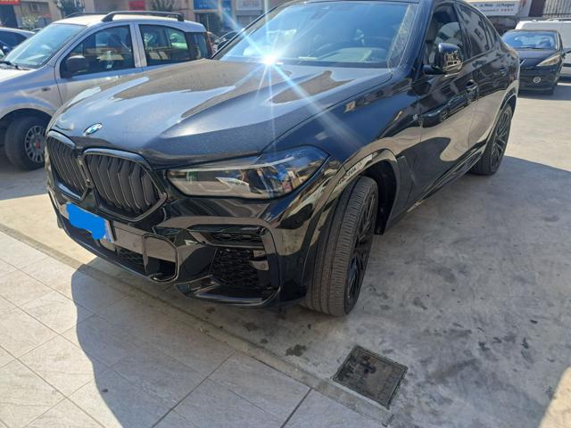 BMW X6 xDrive40d 48V Msport - foto 2 di 4