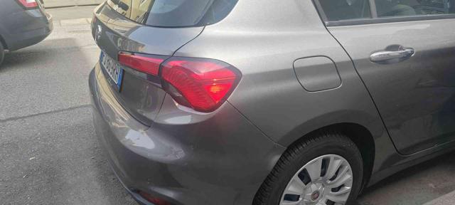 Fiat Tipo 1.6 Mjt 4 porte Lounge - foto 4 di 14