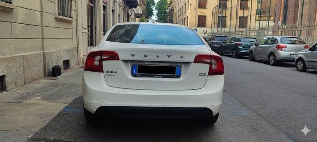 Volvo S60 D2 Kinetic - foto 4 di 4