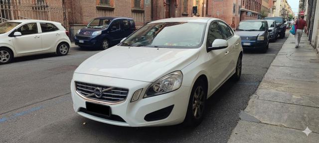 Volvo S60 D2 Kinetic usato a TORINO