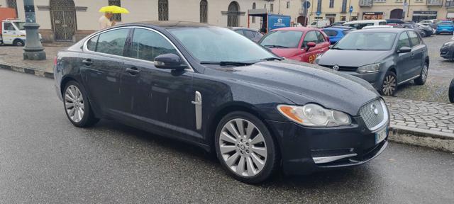 Jaguar XF 2.7D V6 Luxury - foto 2 di 28