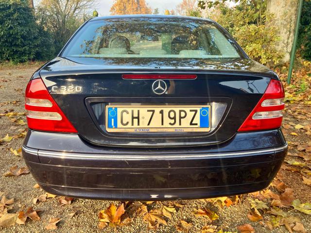 Mercedes-Benz C 320 V6 218 cv Elegance storica - foto 4 di 4