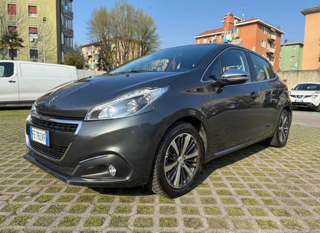 Peugeot 208 1� serie PureTech 82 5 porte Allure usato a TORINO