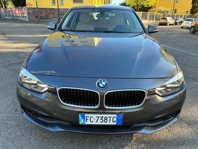 BMW 318 d Touring Business Advantage aut. - foto 2 di 4