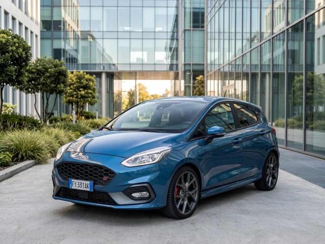 Ford Focus 2.3 EcoBoost 280 CV 5p. ST, del 2019, 73.000 km, in vendita a Torino (TO)