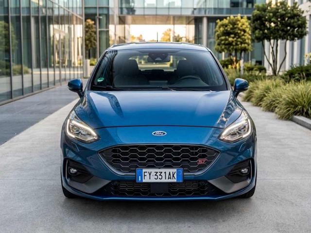 Ford Focus 2.3 EcoBoost 280 CV 5p. ST - foto 3 di 4
