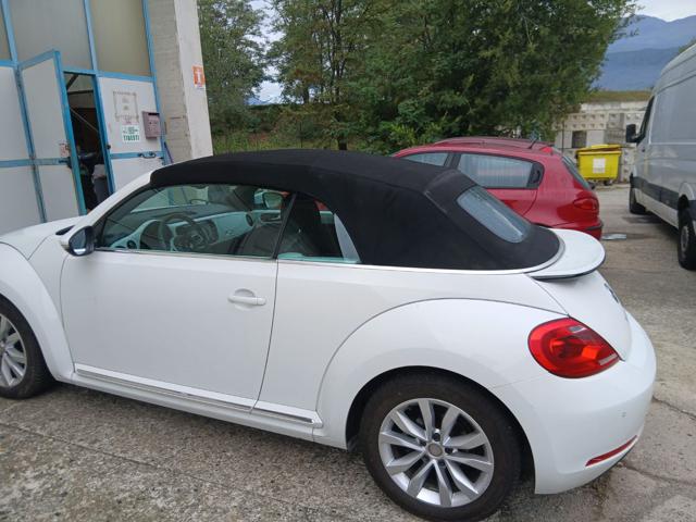 Volkswagen Maggiolino Cabrio 2.0 TDI Design BlueMotion Technology - foto 3 di 4