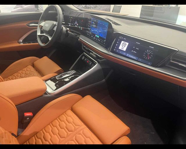 Audi Q5 TDI 150 kW mHEV+ S tronic quattro S line edition, del 2025, 3.000 km, in vendita a Castenaso (BO)