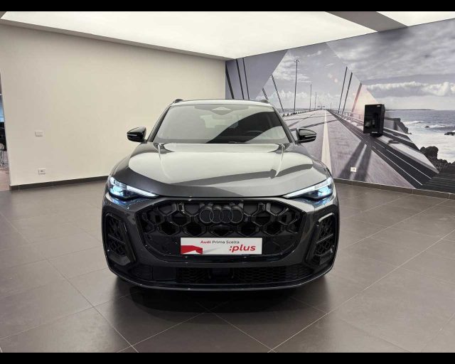 Audi Q5 SUV MY 25 quat. TDI2,0 L4150/D7UA7 MY 25 - foto 3 di 4