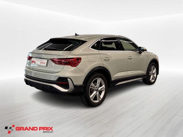 Audi Q3 SPB 35 TDI S tronic S line edition - foto 2 di 4