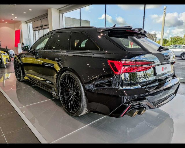 Audi RS6 Avant 4.0 TFSI V8 quattro tiptronic - foto 3 di 4