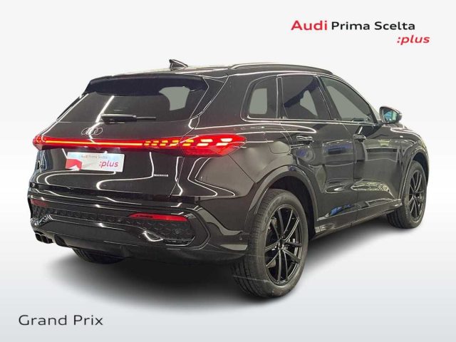 Audi Q5 SUV MY 25 quat. TDI2,0 L4150/D7UA7 MY 25 - foto 2 di 4