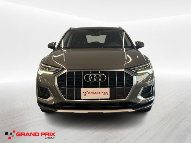 Audi Q3 35 TDI S tronic Identity Black - foto 3 di 19