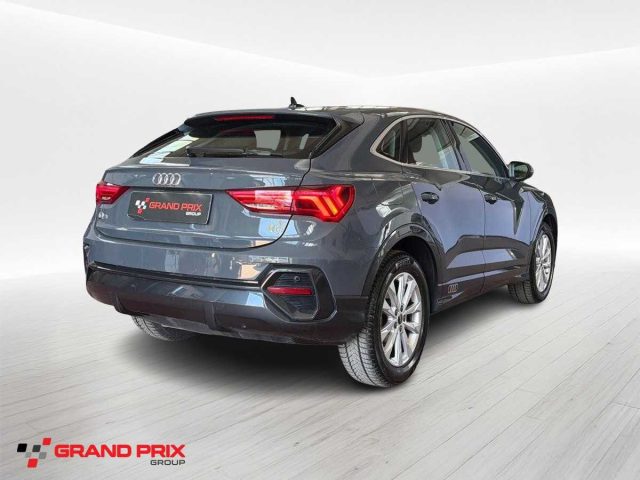 Audi Q3 SPB 35 TDI S tronic Business Plus - foto 2 di 4
