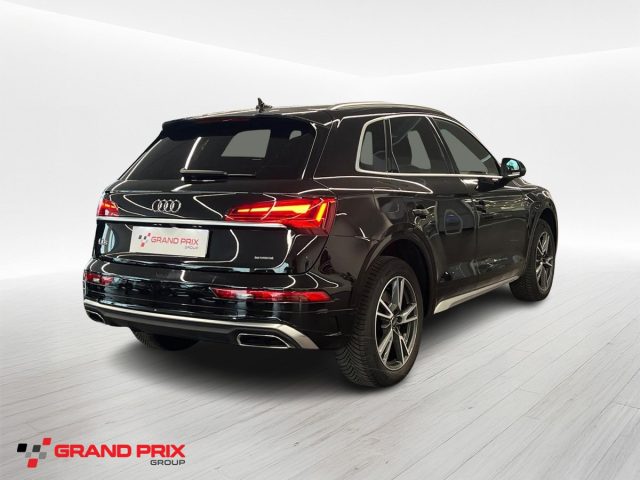 Audi Q5 40 TDI 204 CV quattro S tronic S line - foto 2 di 4