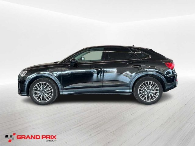 Audi Q3 SPB 45 TFSI e S tronic Business Plus - foto 4 di 4