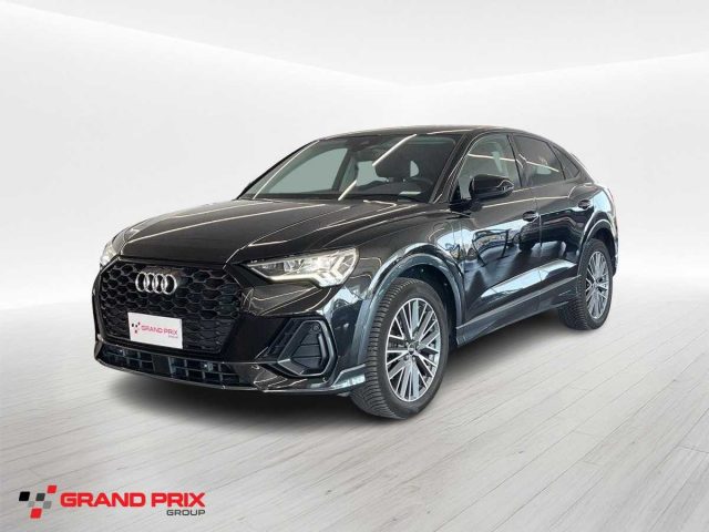 Audi Q3 SPB 45 TFSI e S tronic Business Plus usato a CASTENASO