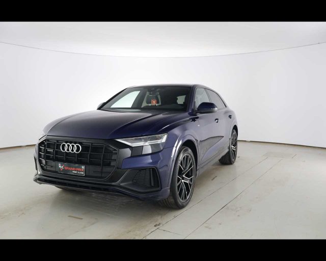 Audi Q8 50 TDI 286 CV quattro tiptronic Sport usato a CASTENASO