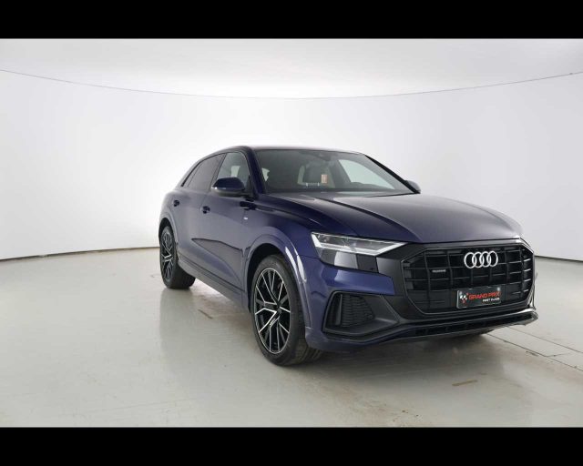 Audi Q8 50 TDI 286 CV quattro tiptronic Sport - foto 3 di 4